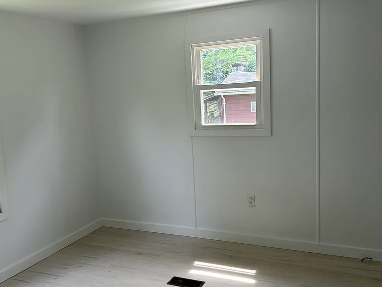 27 Mallard Rd — Photo 5