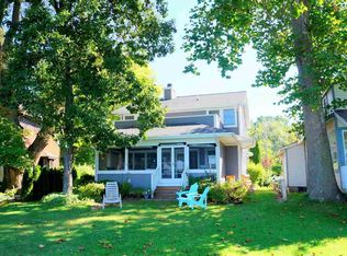 810 Lakeview Dr, Clarklake, MI 49234