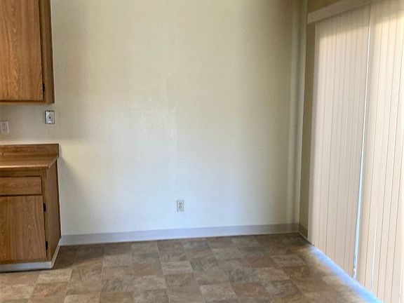 3rd image of 73 Evelyn Ct #0