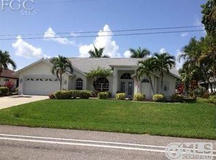 610 Archer Pkwy W, Cape Coral, FL 33904