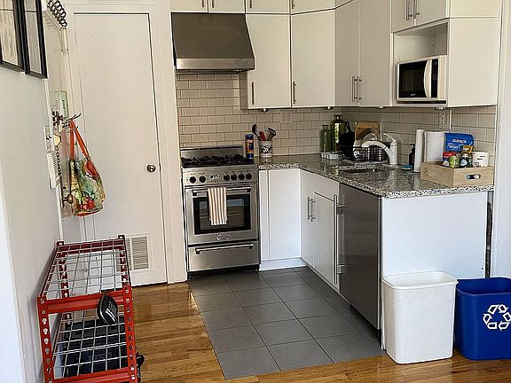 2nd image of 27 Essex St APT 5B