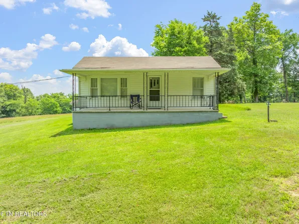262 Harding Rd, Harriman, TN 37748