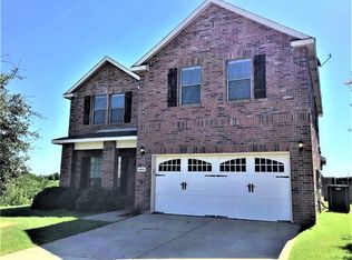 4001 Hunter Peak Rd, Roanoke, TX 76262