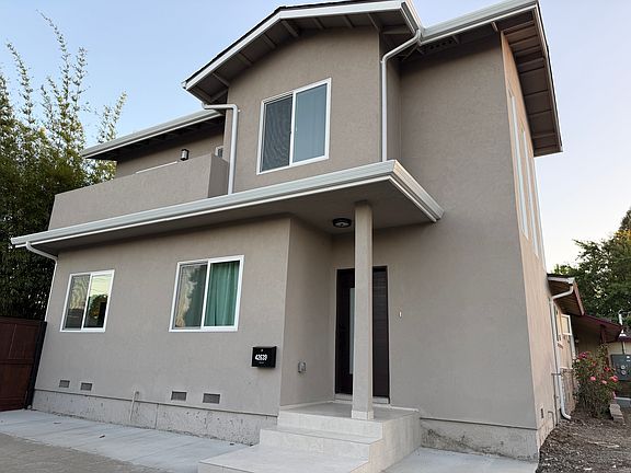 3rd image of 42639 Brantwood Ct