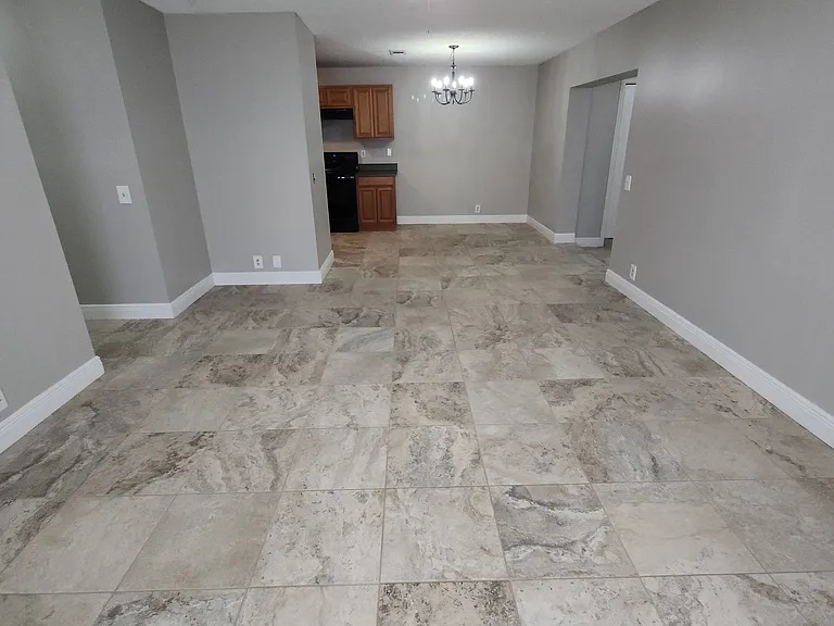 5603-5603 Struthers Ct SE — Photo 3