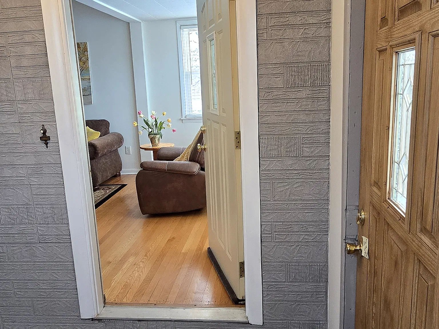 2 bed, 1101 sqft, $2,200 — Photo 3