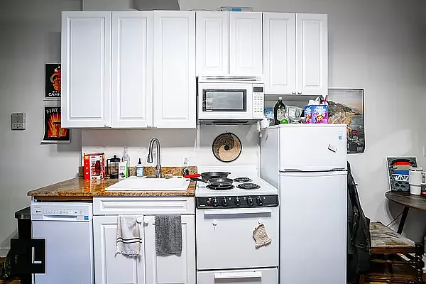 Rented by Highline Residential | media 7