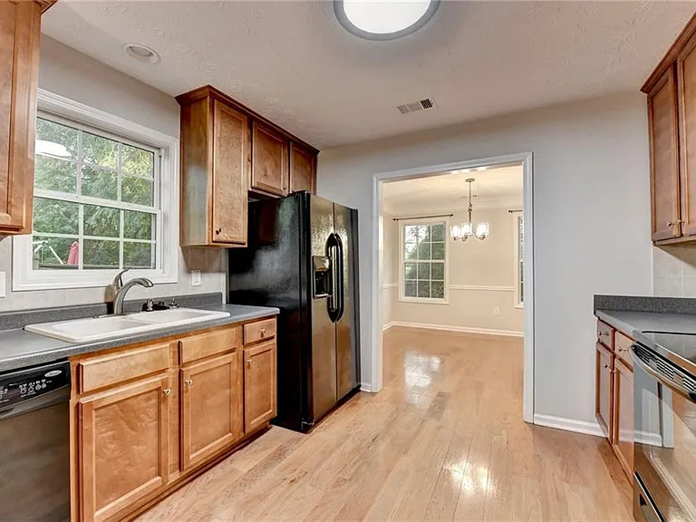 310 Andrew Ridge Dr — Photo 20
