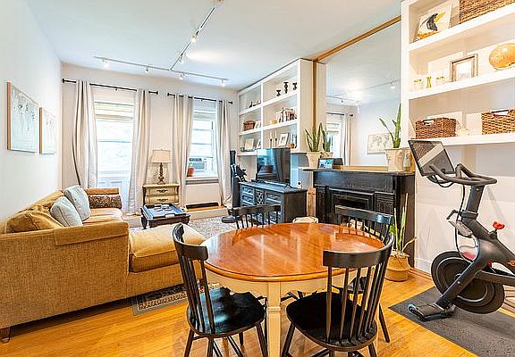 2nd image of 20 E 80th St APT 5A