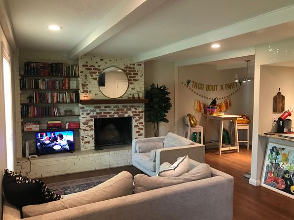 1302 E Saint Johns Ave #A