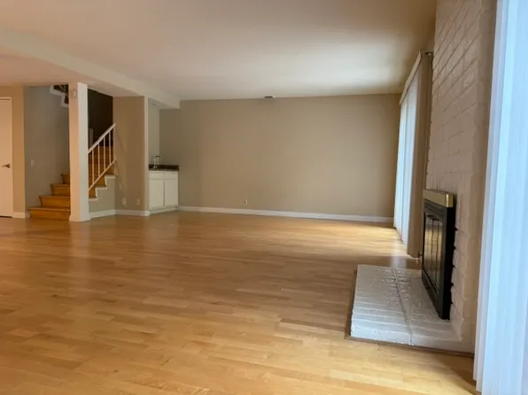 2517 Cypress Point Dr, Fullerton, CA 92833