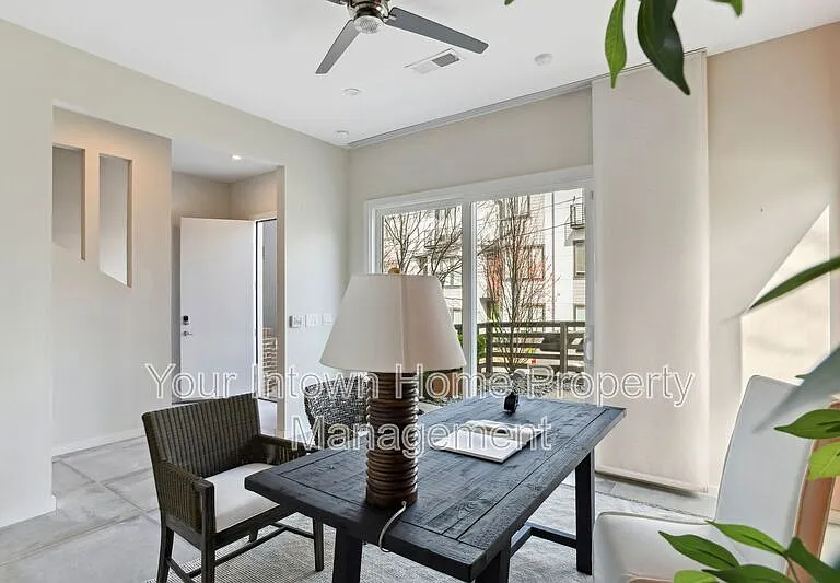 71 Lucy St SE #4 — Photo 5