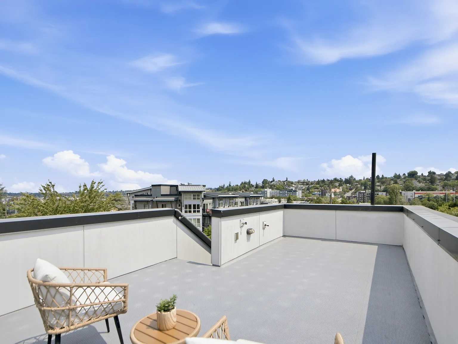 3043 21st Ave W #C, Seattle - C — Photo 3
