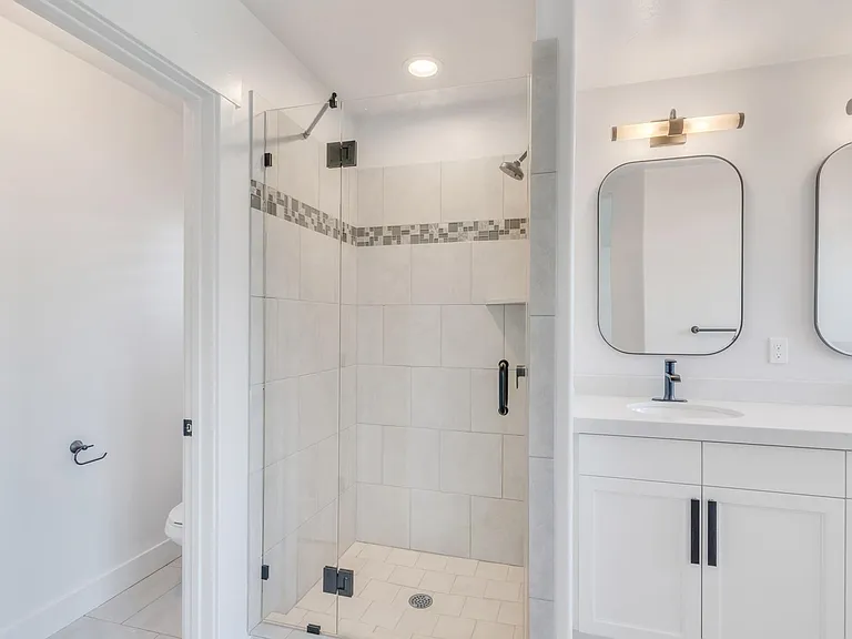 512 N 20 W — Photo 21