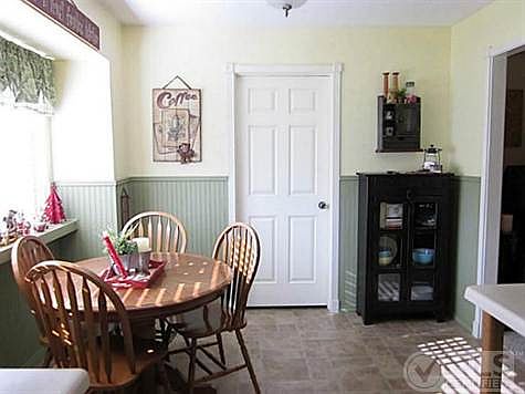 4th image of 5028 Lacy Ln