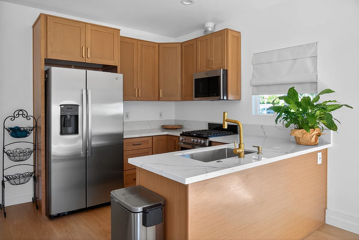 Fully equipped kitchen - 7817 Nita Ave #ADU