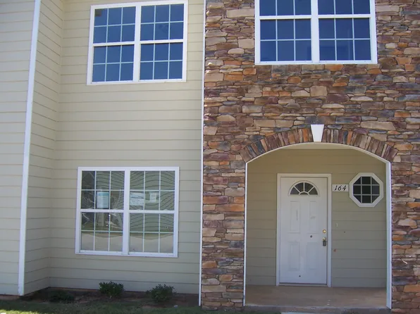 164 Nizzear Ln, Carrollton, GA 30117