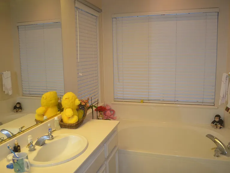 3715 Angus Way — Photo 10