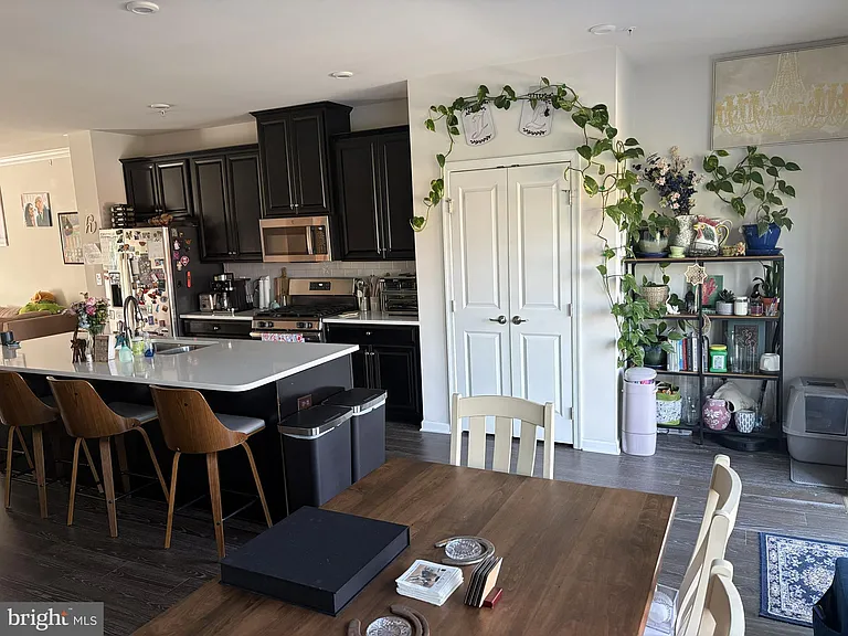 109 Almond Dr — Photo 10