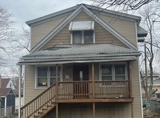 7846 White Ave, Lyons, IL 60534