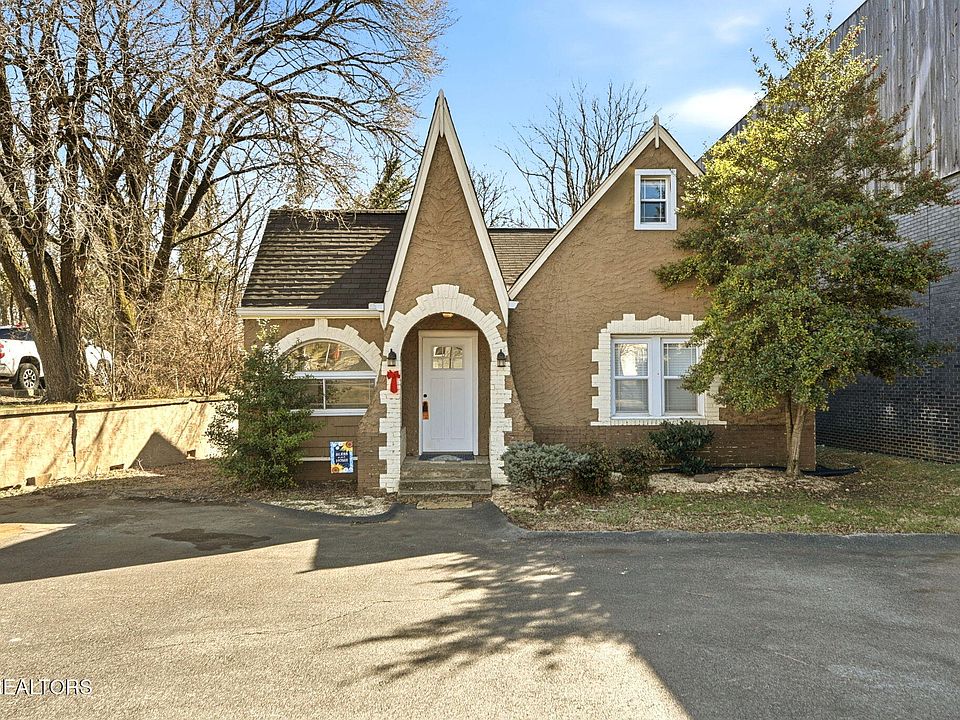 1st image of 3820 Sutherland Ave