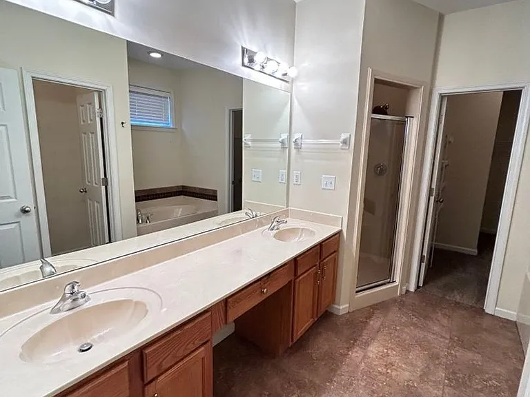 1372 Island Town Dr — Photo 15
