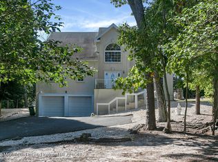 933 Birch Dr, Brielle, NJ