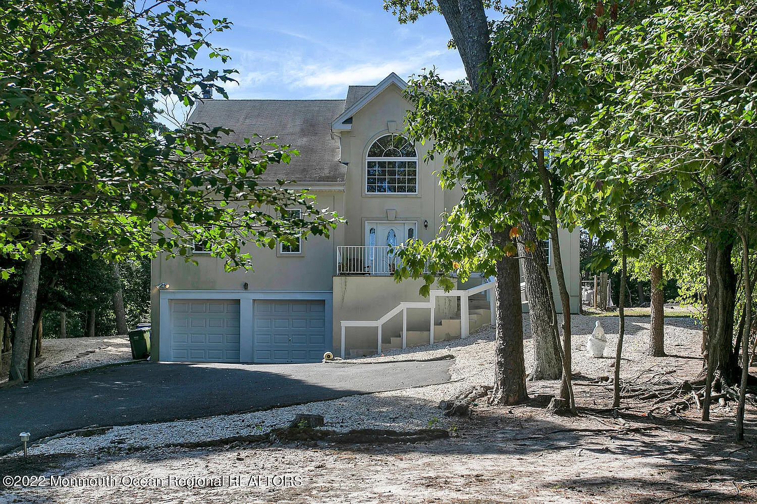 933 Birch Drive photo 1