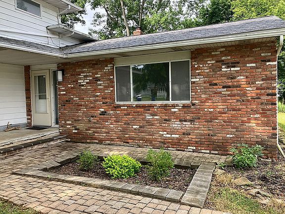 2nd image of 5626 Seneca Pl