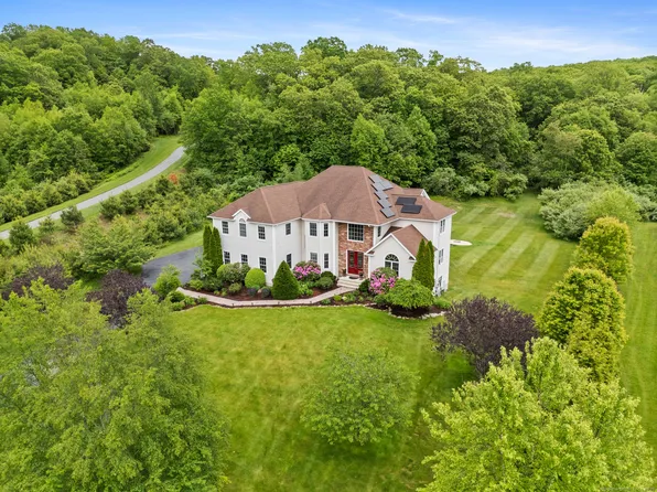 19 Rocco Drive, East Lyme, CT 06333