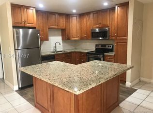 5558 NW 194th Ln, Opa Locka, FL 33055