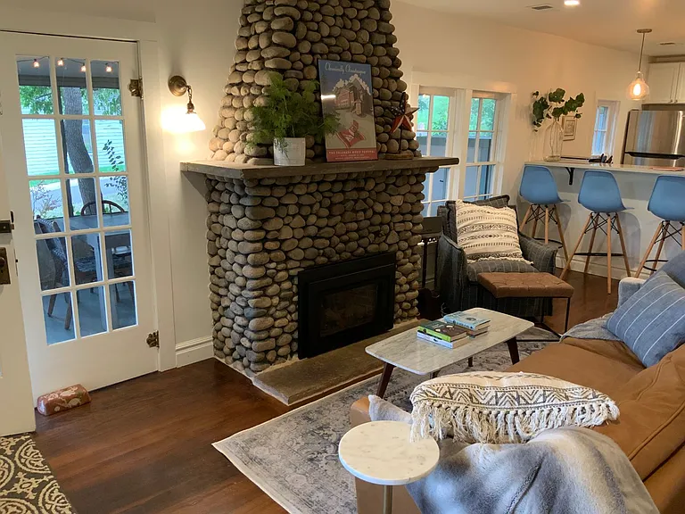 102 Clematis Dr — Photo 8