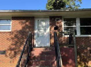 1500 Emerald St, Winston Salem, NC 27105