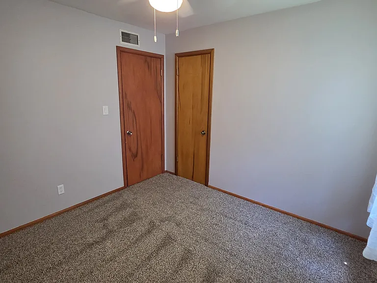 239 S Wire Ave — Photo 17