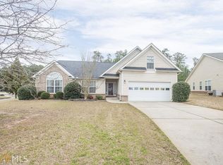 326 Southgate Dr, Locust Grove, GA 30248