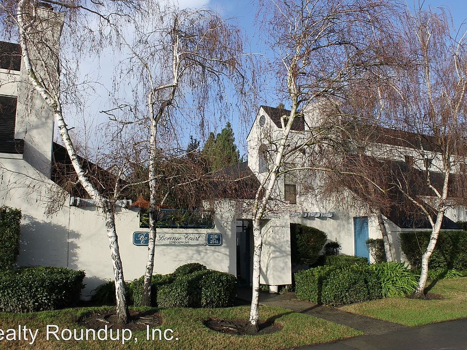 1st image of 2517 Bonnie Ln