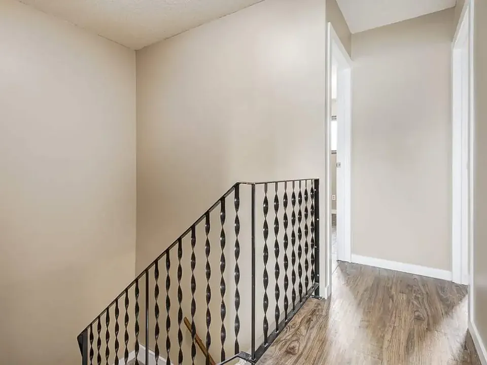 47 Arrowhead Rd #1
