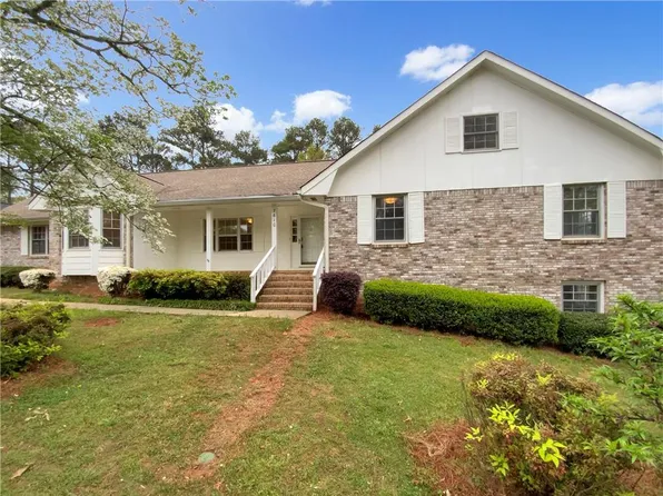 2610 Betty Jean Dr, Jonesboro, GA 30236