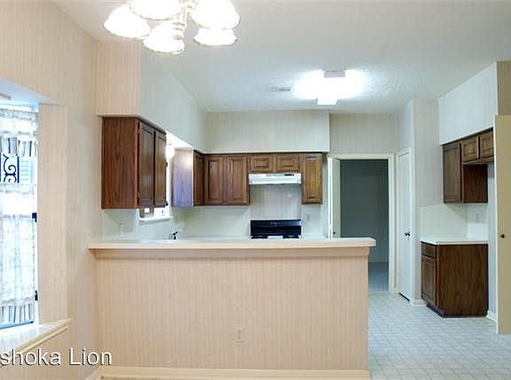 4th image of 4286 Brooklawn Dr