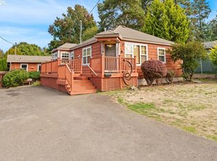 7303 SE Sherman St, Portland, OR 97215