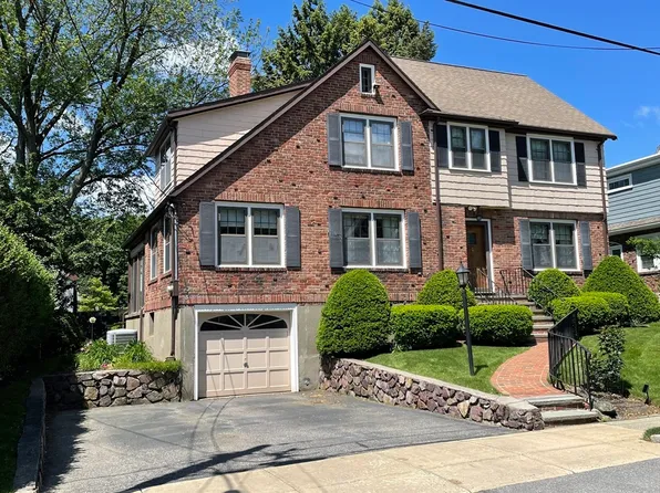 23 Richardson Rd, Belmont, MA 02478
