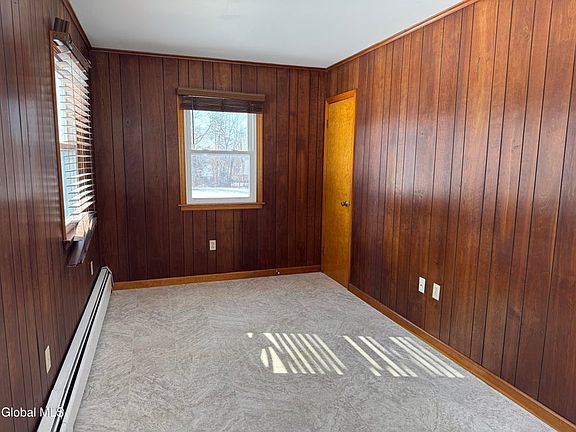 5th image of 60 Bloomingrove Dr