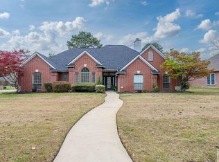 5801 Whitney Ln, Texarkana, TX 75503