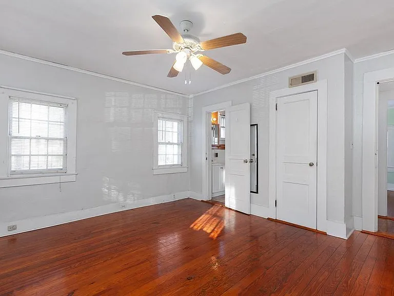 303 S 5th Ave — Photo 15