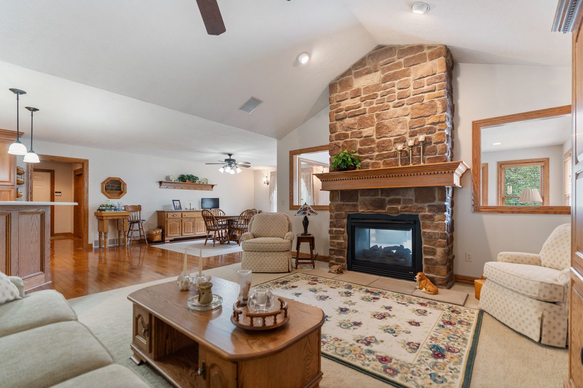 next background image