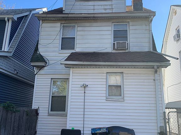 2nd image of 116-06 139th St