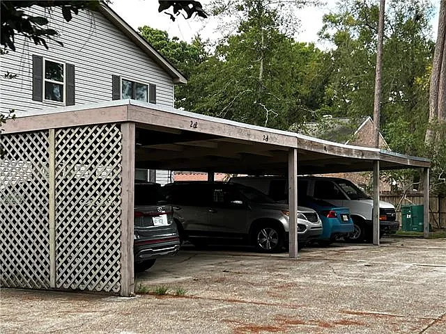 204 Trace Loop — Photo 2