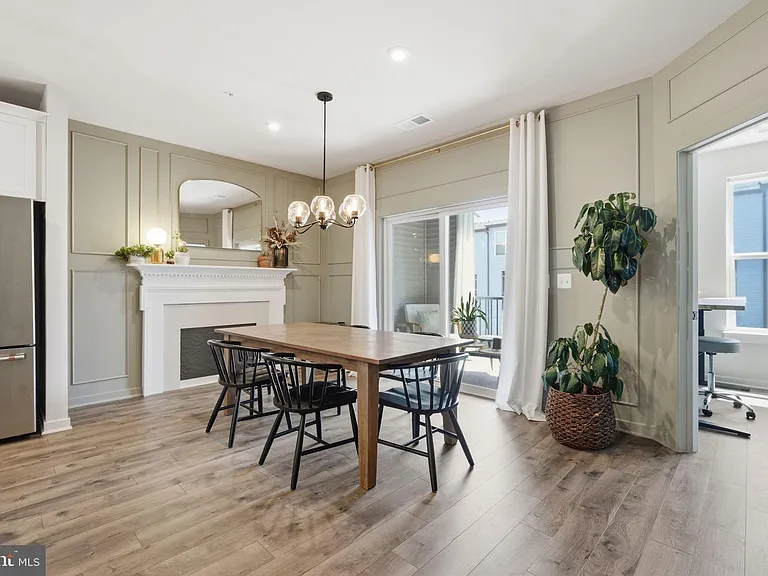 44617 Wolfhound Sq — Photo 9