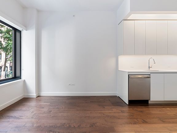 5th image of 232 E 54th St APT 9A