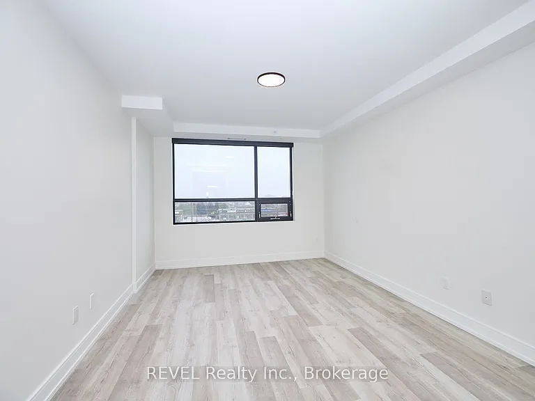 300 B 4th Ave #503 — Photo 8